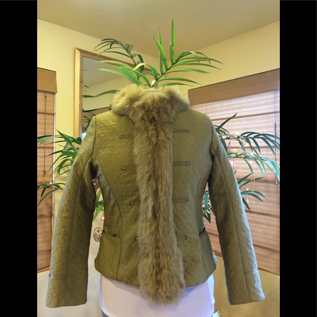 Metropolis Coat W/ Fur